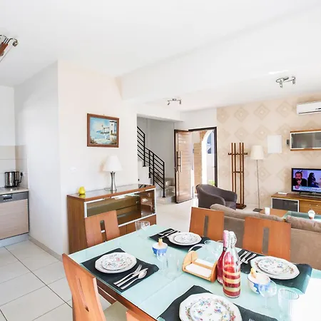 Holiday home Schoenes An Der Suedkueste Von Zypern *